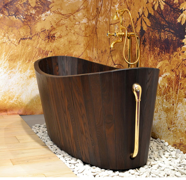 deep-wooden-tub-khis-frants-seer-1.jpg