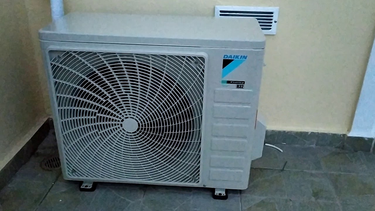 Mb split. Daikin atxc25b / arxc25b. Кондиционер Дайкин Сиеста. Daikin Sensira 09. Испаритель кондиционера 9000 BTU.